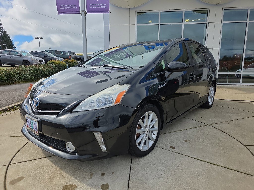 Used 2012 Toyota Prius v Five with VIN JTDZN3EU6C3104405 for sale in McMinnville, OR