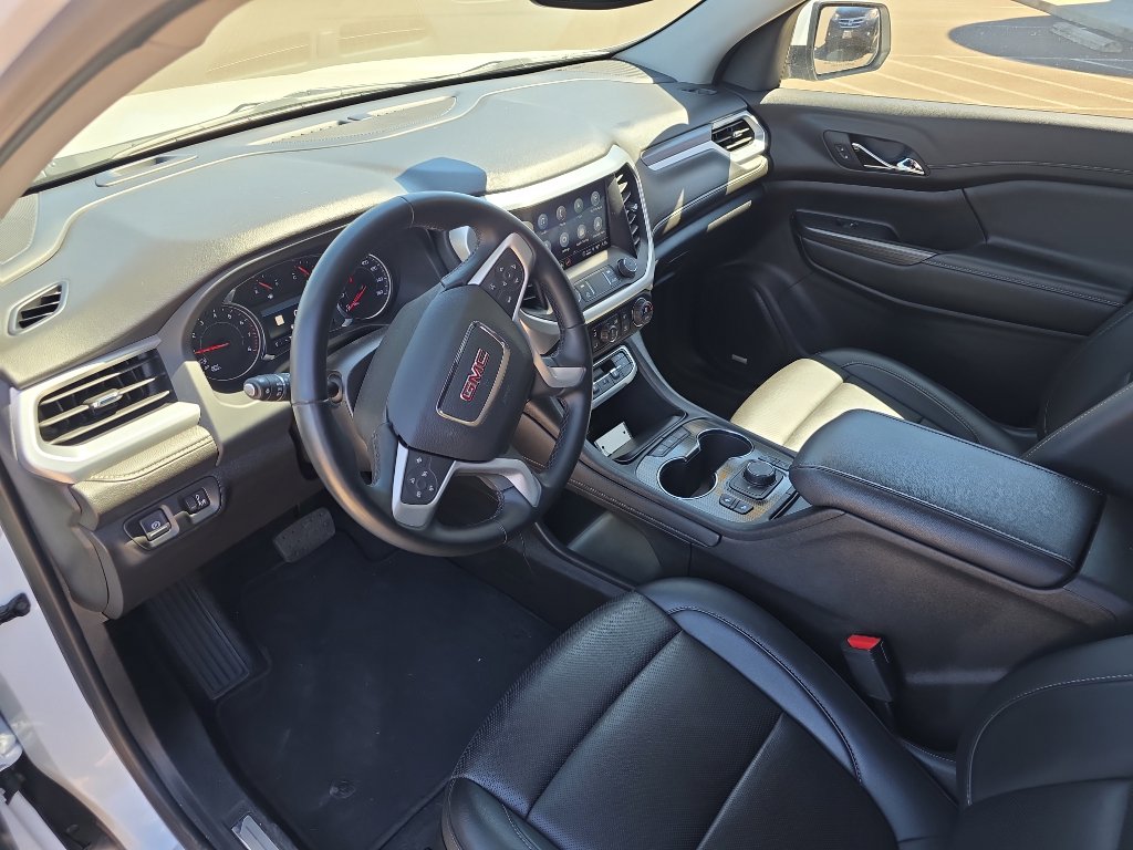 2023 GMC Acadia SLT - Photo 12