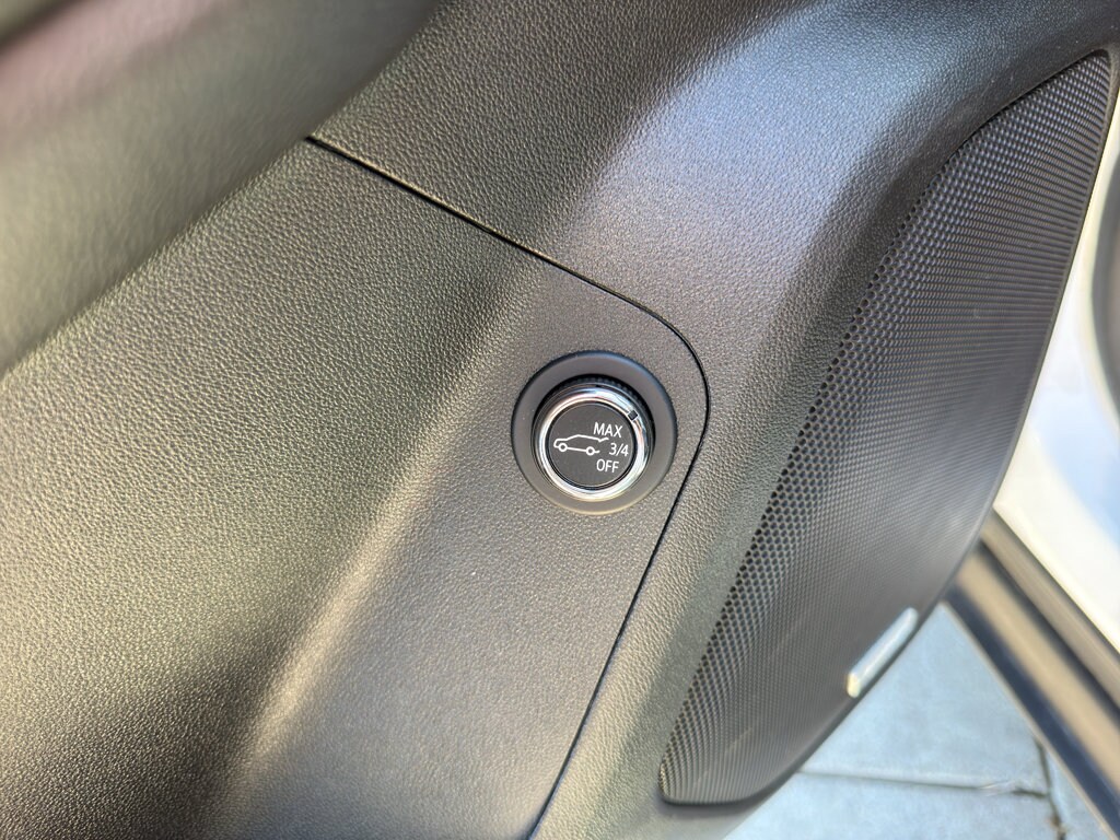 2023 GMC Acadia SLT - Photo 27