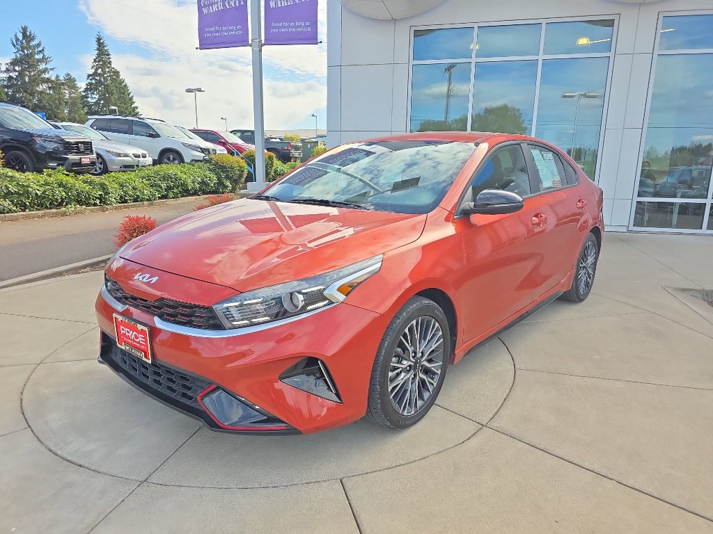 2023 Kia Forte GT-Line photo 2