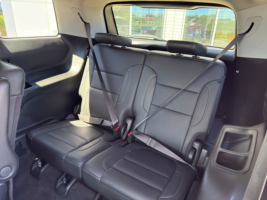 2023 GMC Acadia SLT - Photo 8