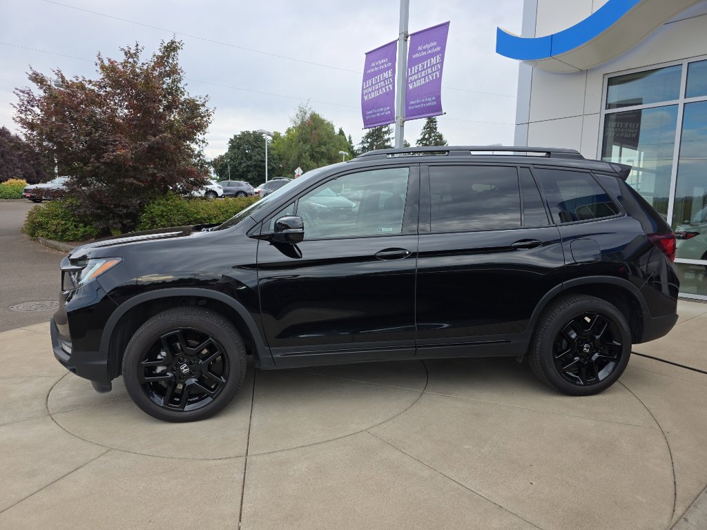2024 Honda Passport Black Edition photo 3