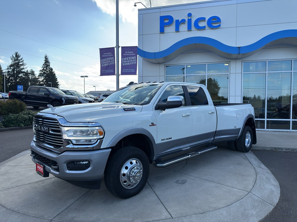 2022 RAM Ram 3500 Pickup Laramie's photo