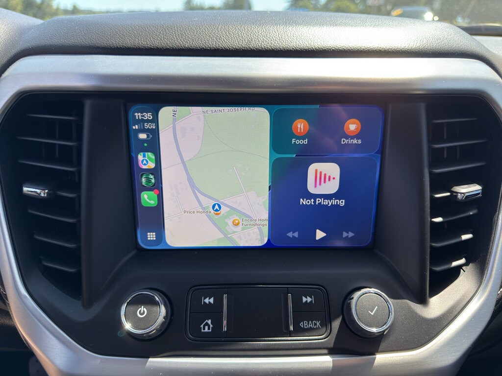 2023 GMC Acadia SLT - Photo 16
