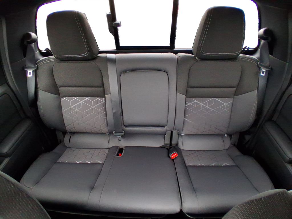 2026 Nissan Frontier SV - Photo 12