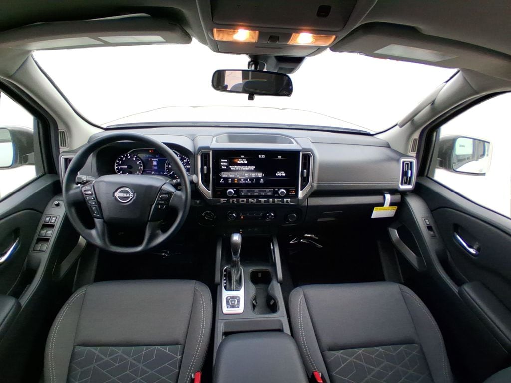 2026 Nissan Frontier SV - Photo 12