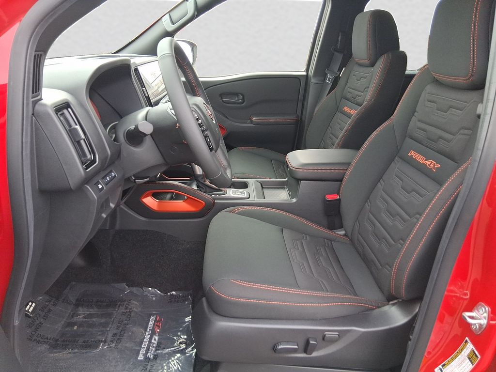 2026 Nissan Frontier PRO-4X - Photo 9