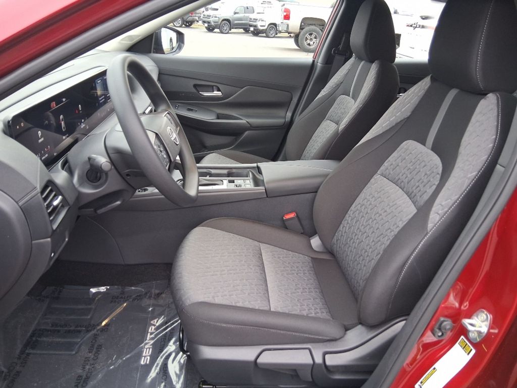 2026 Nissan Sentra SV - Photo 11