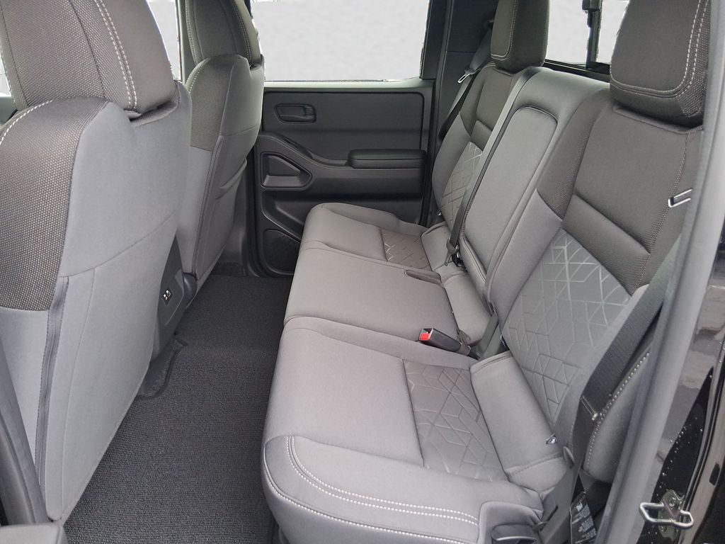 2026 Nissan Frontier SV - Photo 10