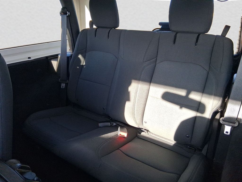 2021 Jeep Wrangler Sport - Photo 10