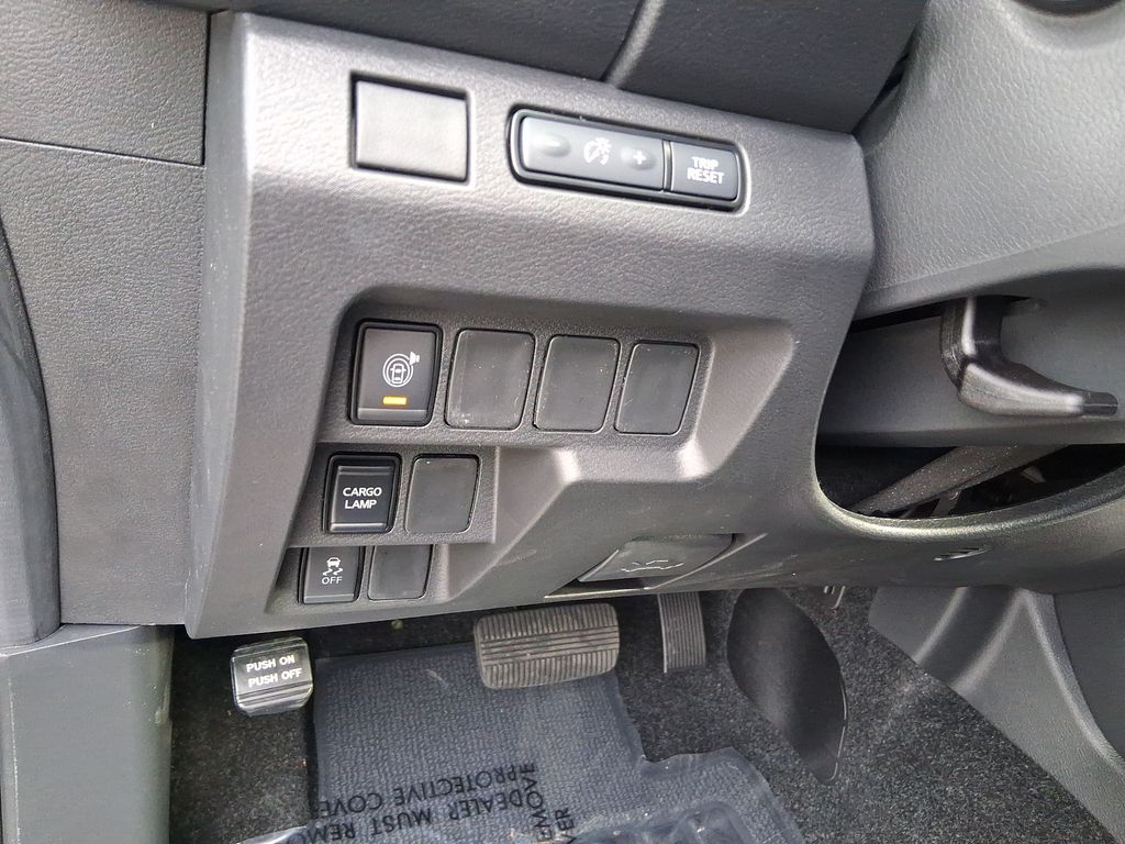 2026 Nissan Frontier SV - Photo 18