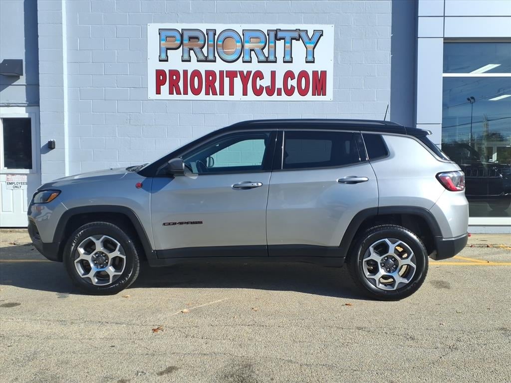 Used 2022 Jeep Compass Trailhawk SUV