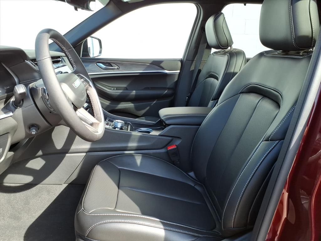 New 2025 Jeep Grand Cherokee LIMITED 4X4 Sport Utility