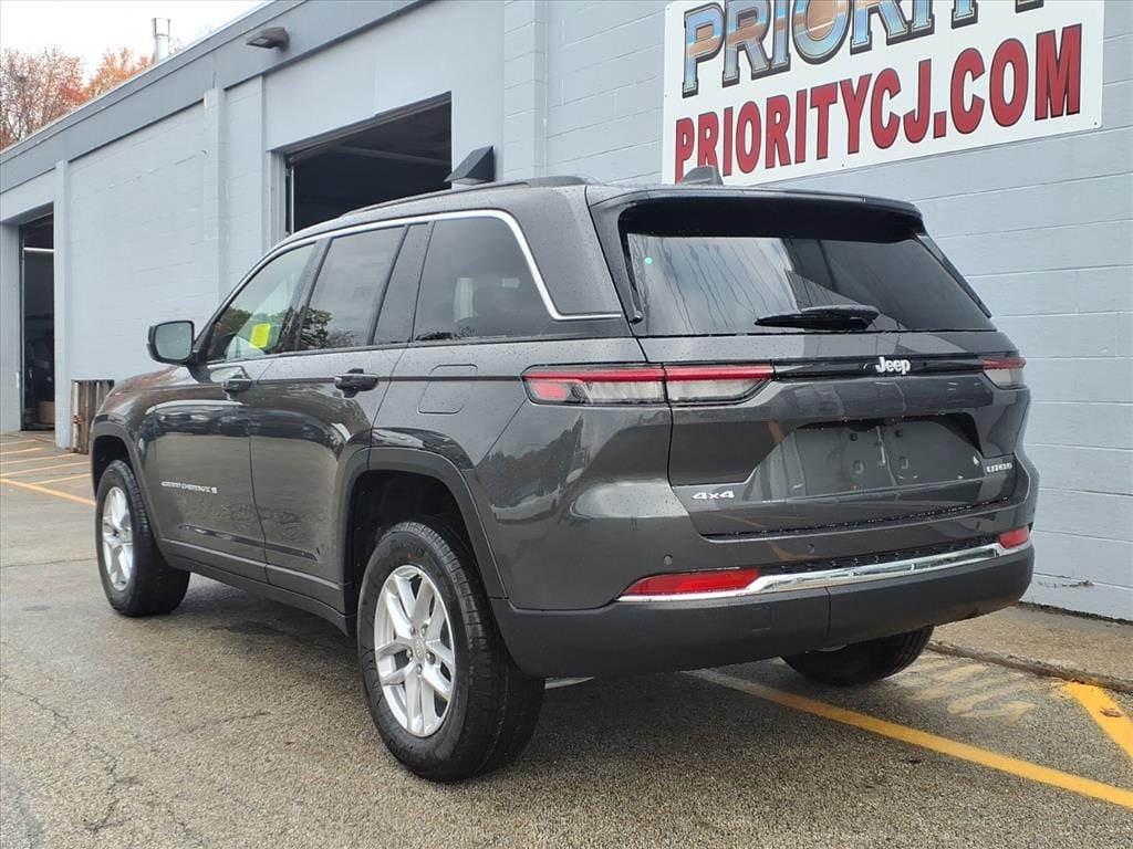 New 2025 Jeep Grand Cherokee LAREDO X 4X4 Sport Utility
