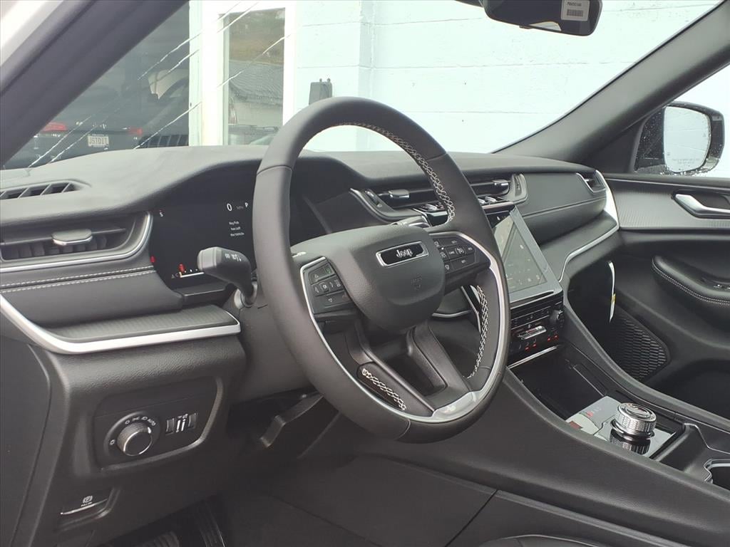 New 2025 Jeep Grand Cherokee ALTITUDE X 4X4 Sport Utility