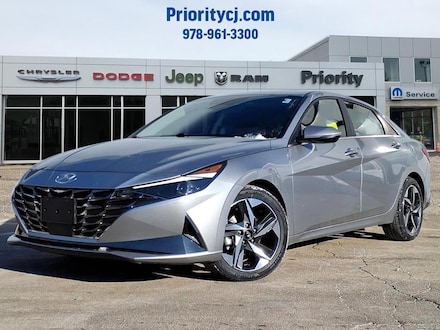 2022 Hyundai Elantra SEL Sedan