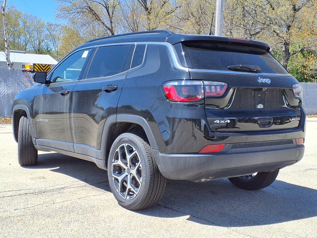 2025 Jeep Compass Limited photo 2