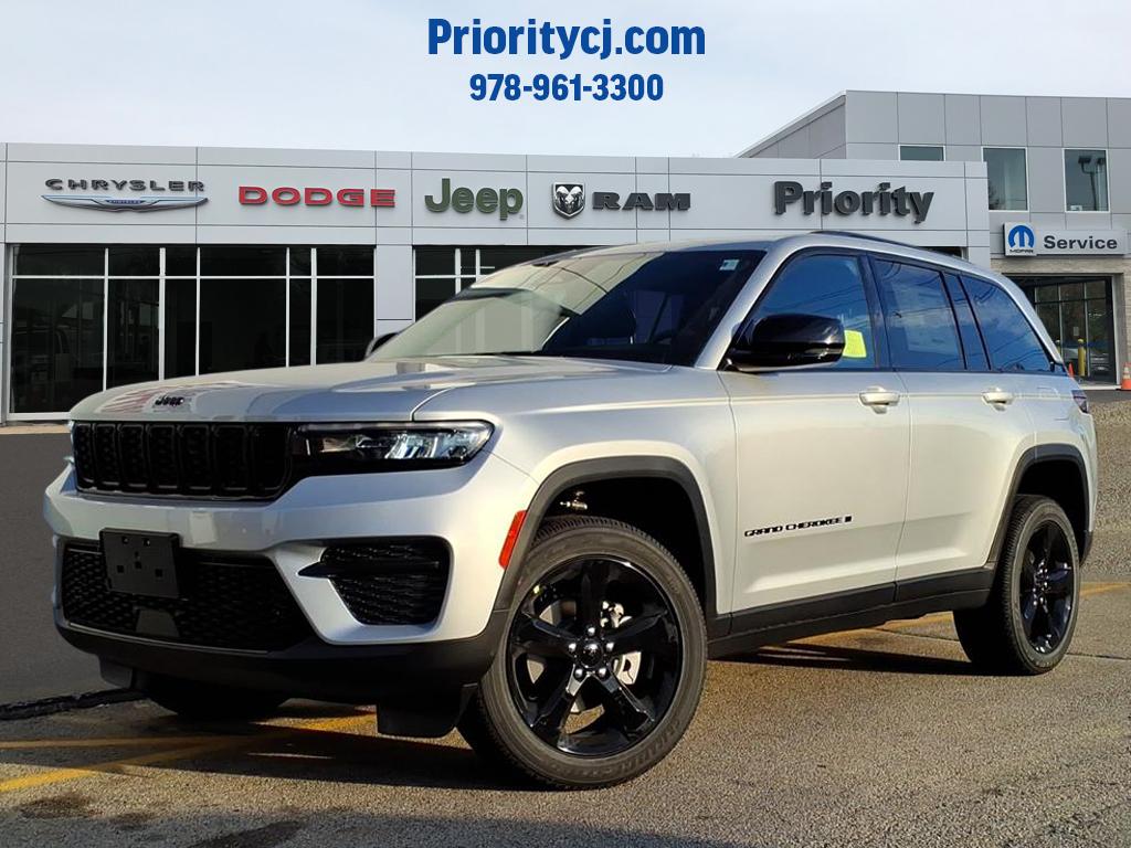 2025 Jeep Grand Cherokee Altitude's photo