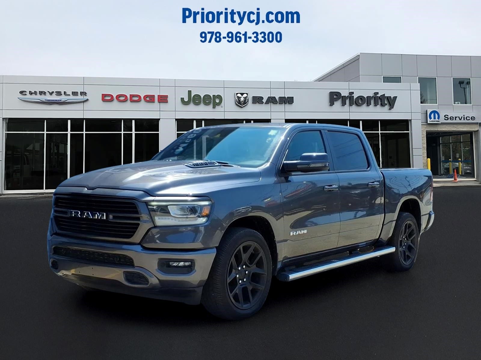  2023 RAM 1500 Laramie Crew Cab 4WD   