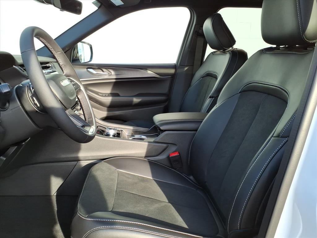 New 2025 Jeep Grand Cherokee ALTITUDE X 4X4 Sport Utility