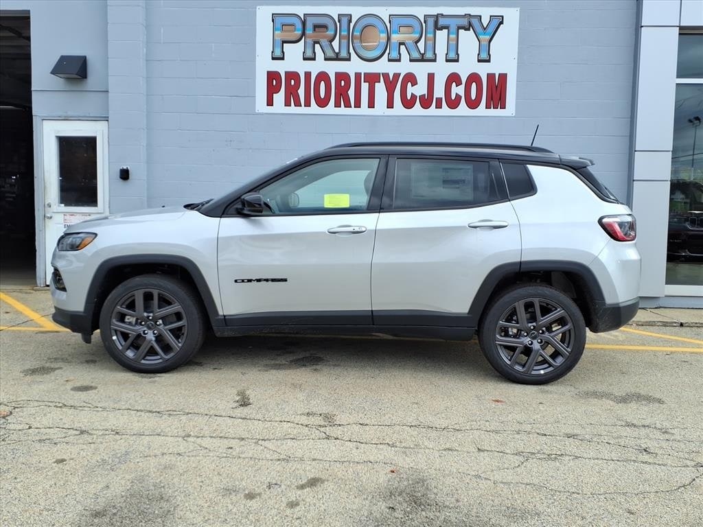 New 2026 Jeep Compass LIMITED ALTITUDE 4X4 Sport Utility