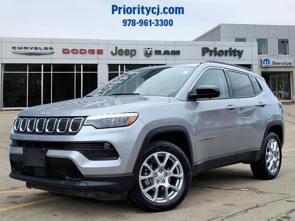 2022 Jeep Compass Latitude Lux