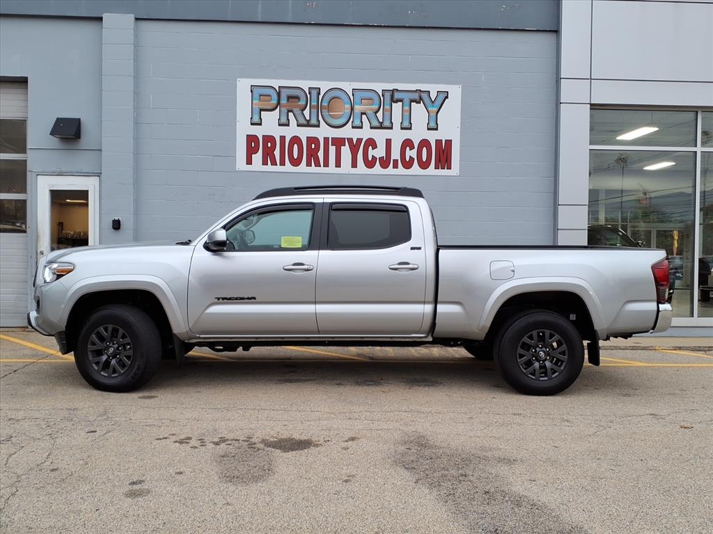 2023 Toyota Tacoma SR5 V6 Double Cab photo 3