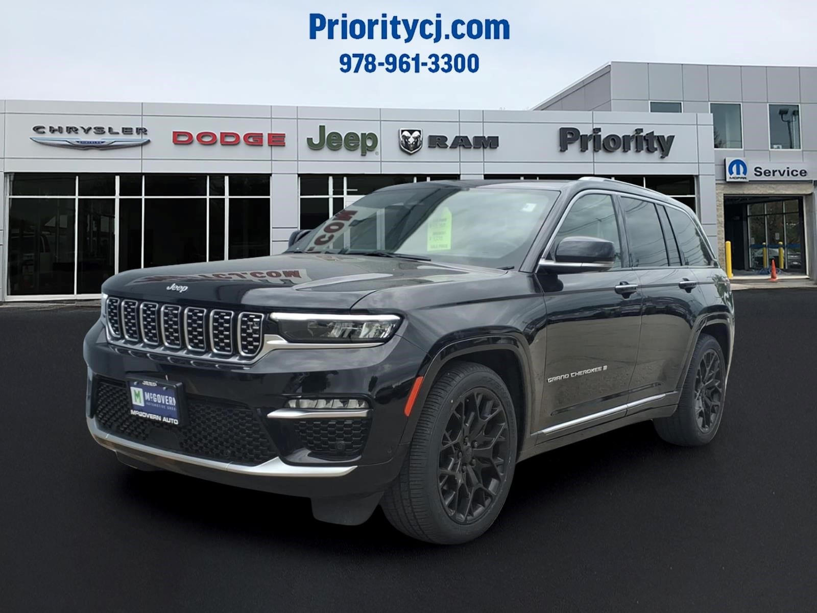 2023 Jeep Grand Cherokee Summit Reserve 4x4's photo