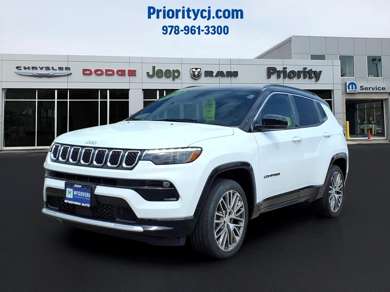 Bright White 2023 Jeep Compass Limited 4WD SUV / Crossover Four-Wheel Drive 8-Speed Automatic