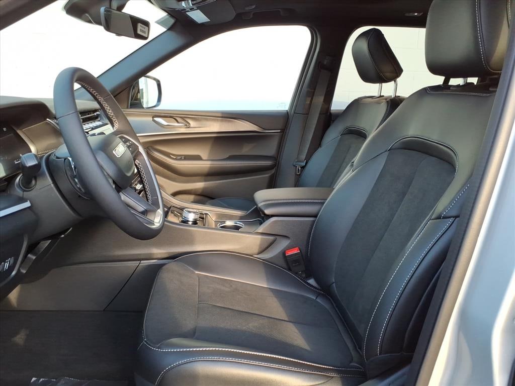 New 2025 Jeep Grand Cherokee ALTITUDE X 4X4 Sport Utility