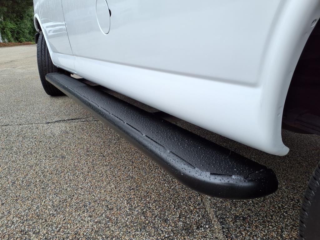 2023 Chevrolet Express 2500 Work Van photo 4