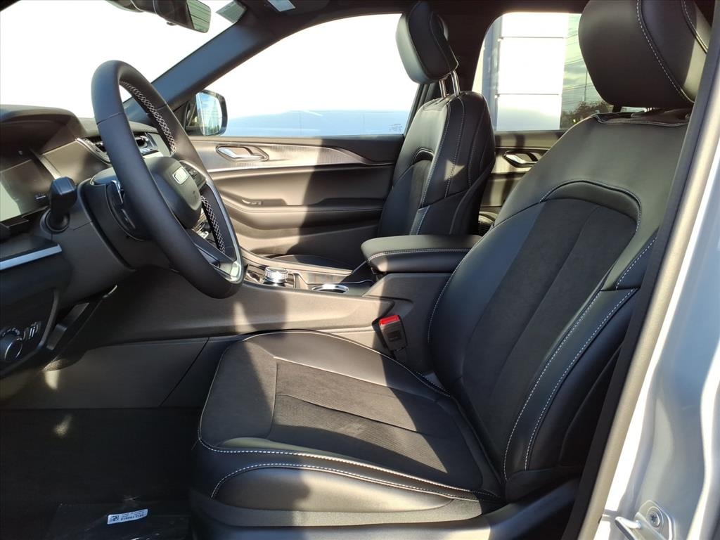 New 2025 Jeep Grand Cherokee ALTITUDE X 4X4 Sport Utility