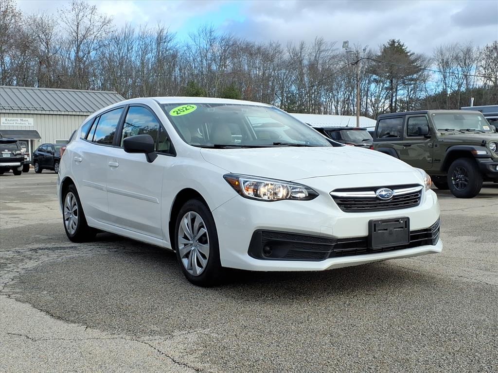 2023 Subaru Impreza Base photo 3