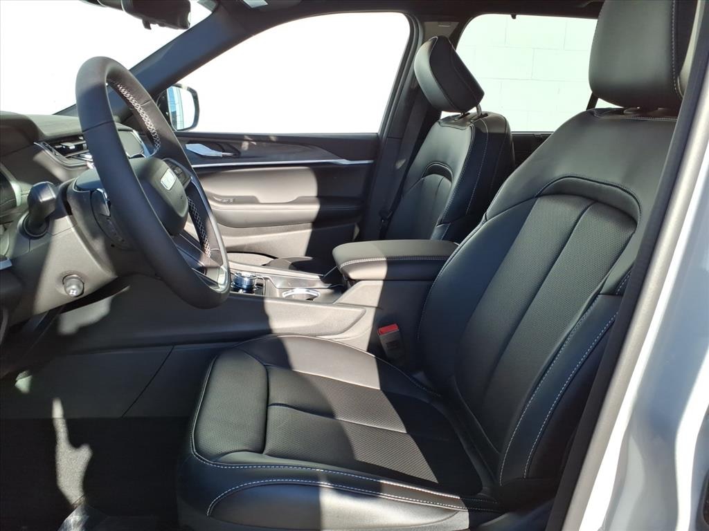 New 2025 Jeep Grand Cherokee LIMITED 4X4 Sport Utility