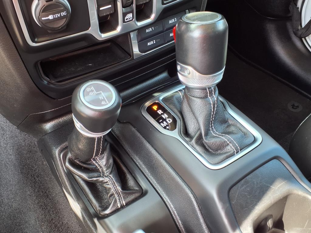 2021 Jeep Gladiator Overland - Photo 12