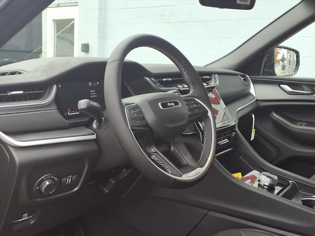 New 2025 Jeep Grand Cherokee ALTITUDE X 4X4 Sport Utility