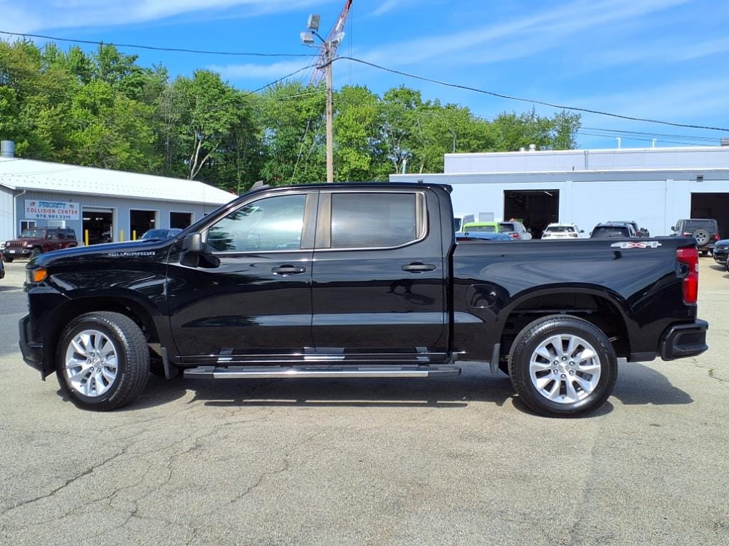 Used 2019 Chevrolet Silverado 1500 Custom with VIN 3GCPYBEHXKG177042 for sale in Salisbury, MA