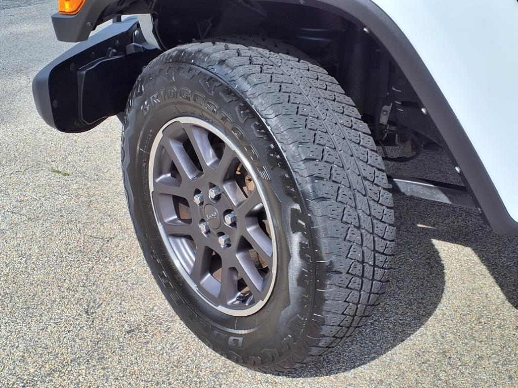 2021 Jeep Gladiator Overland - Photo 7
