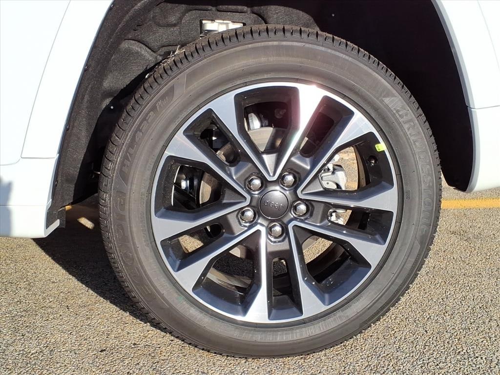 New 2025 Jeep Grand Cherokee OVERLAND 4X4 Sport Utility