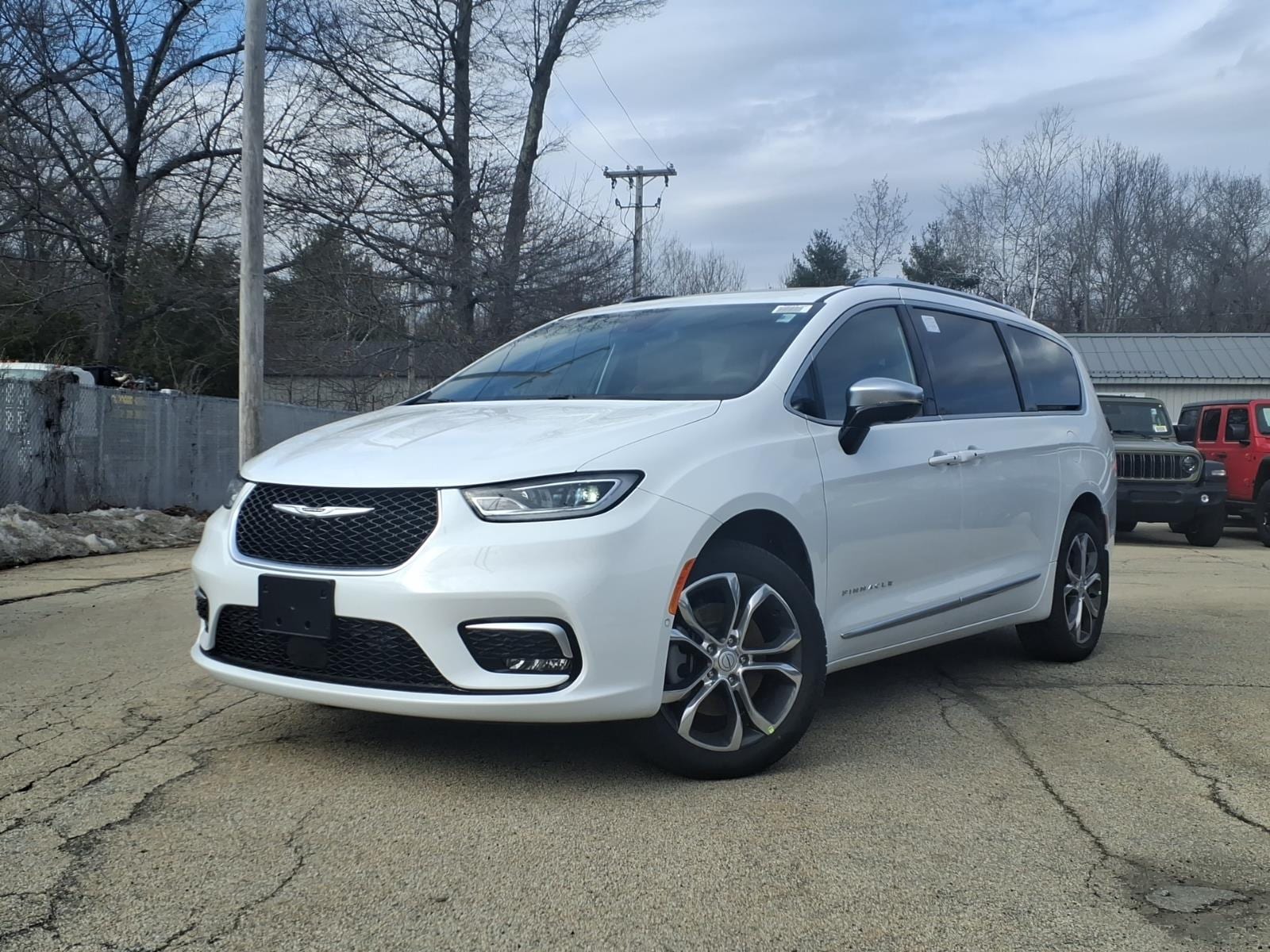 2026 Chrysler Pacifica Pinnacle AWD's photo