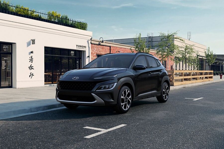 Test drive the 2023 Hyundai Kona Limited near Attleboro MA Pride