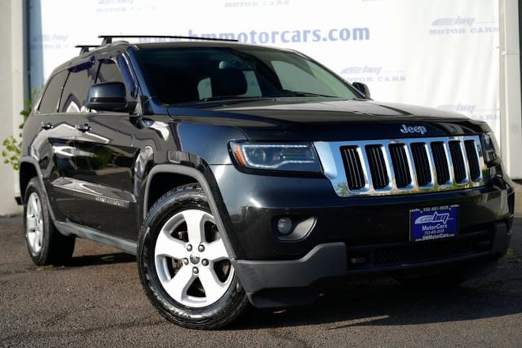 Used 2011 Jeep Grand Cherokee Laredo SUV