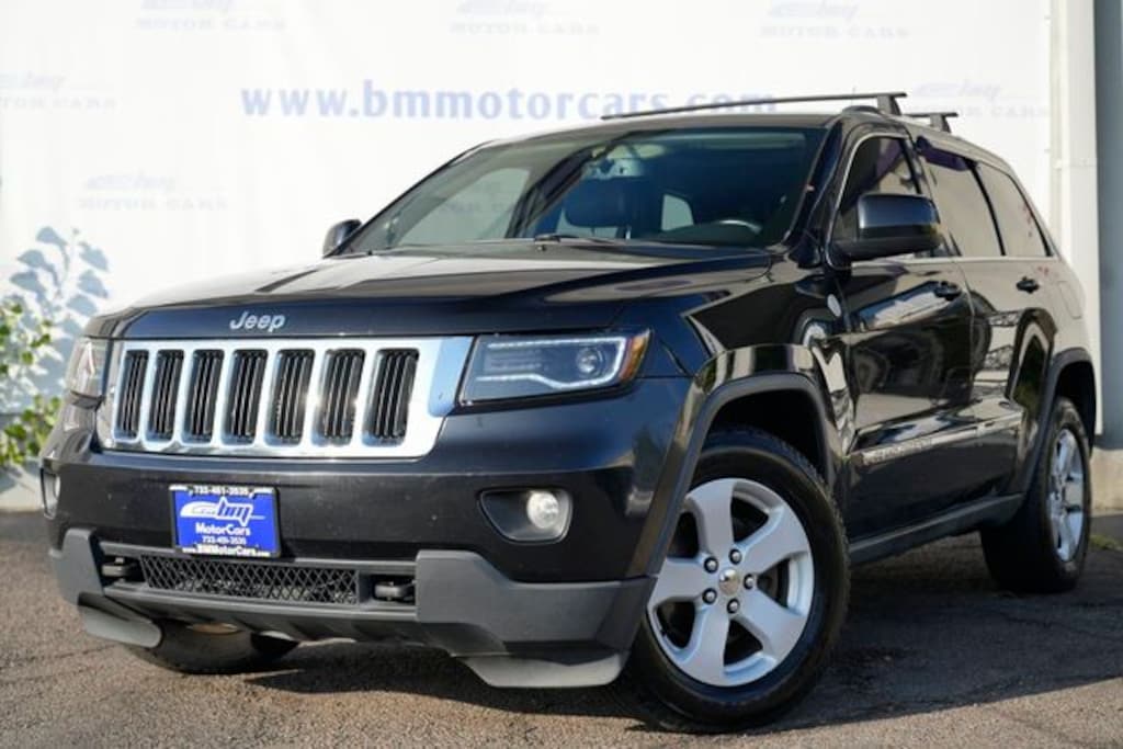 Used 2011 Jeep Grand Cherokee Laredo SUV