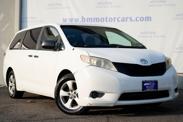 2011 Toyota Sienna Base