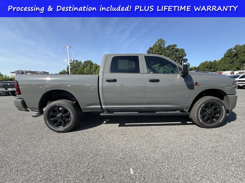 New 2026 Ram 2500 Black Express Black Express 4x4 Crew Cab 64 Box