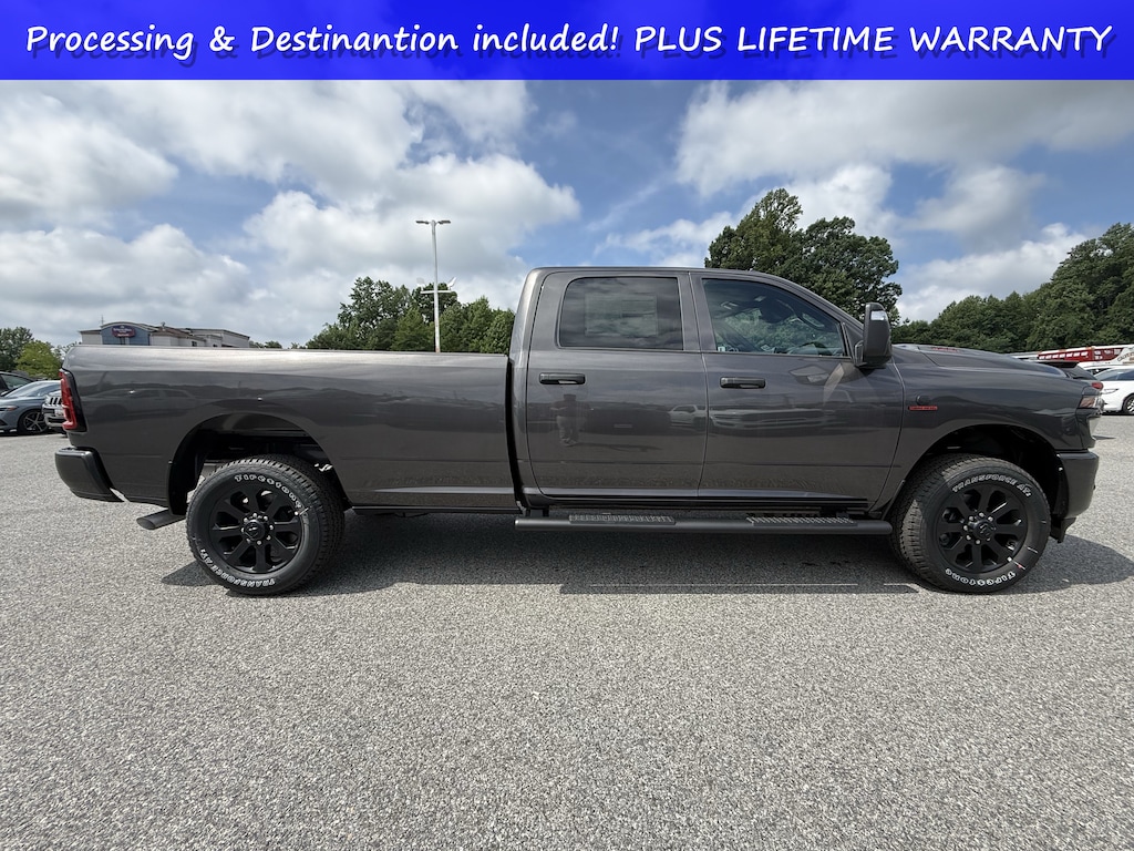 New 2026 Ram 2500 Black Express Black Express 4x4 Crew Cab 8 Box