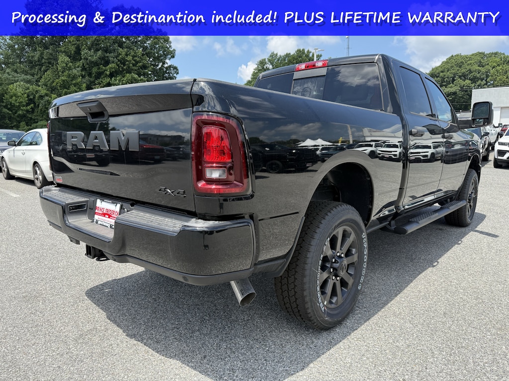 New 2026 Ram 2500 Black Express Black Express 4x4 Crew Cab 64 Box