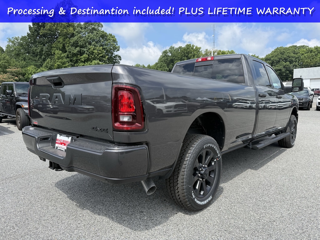 New 2026 Ram 2500 Black Express Black Express 4x4 Crew Cab 8 Box