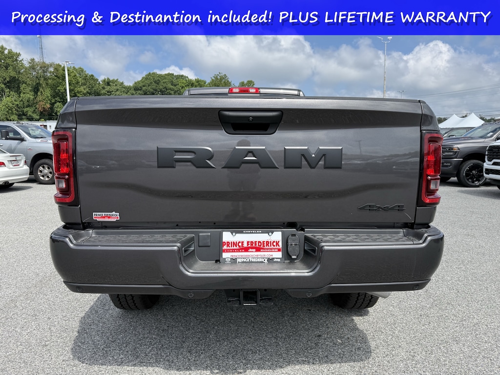 New 2026 Ram 2500 Black Express Black Express 4x4 Crew Cab 8 Box