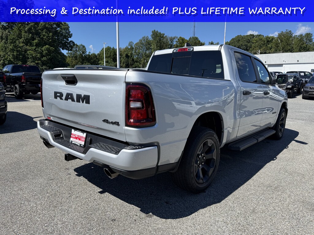 New 2027 Ram 1500 Express Express 4x4 Crew Cab 57 Box